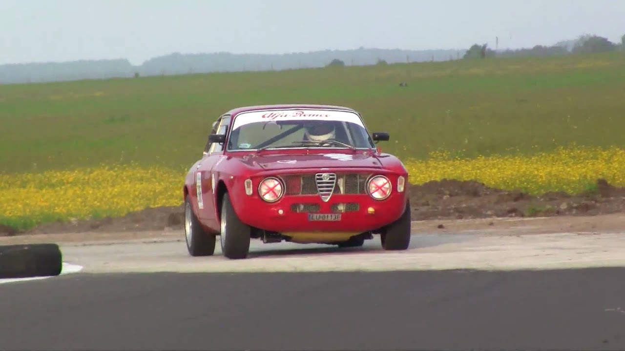M. Biłyk Alfa Romeo GT 1300 Junior Classicauto Cup I Runda Ułęż 15-05-2010