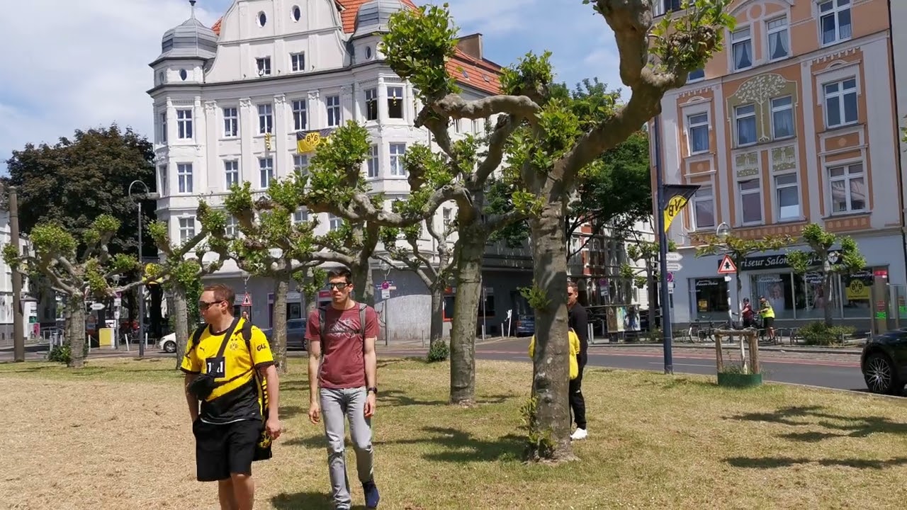 Dortmund BORSIGPLATZ am Tag nach der verpassten Deutschen Meisterschaft 2023 I Ursprung des BVB