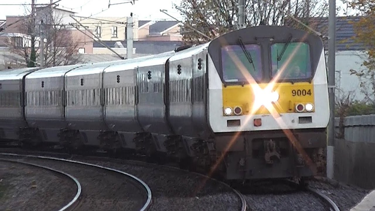 IE 201 Class Locomotive 207 + Enterprise 9004 - Howth Junction, Dublin