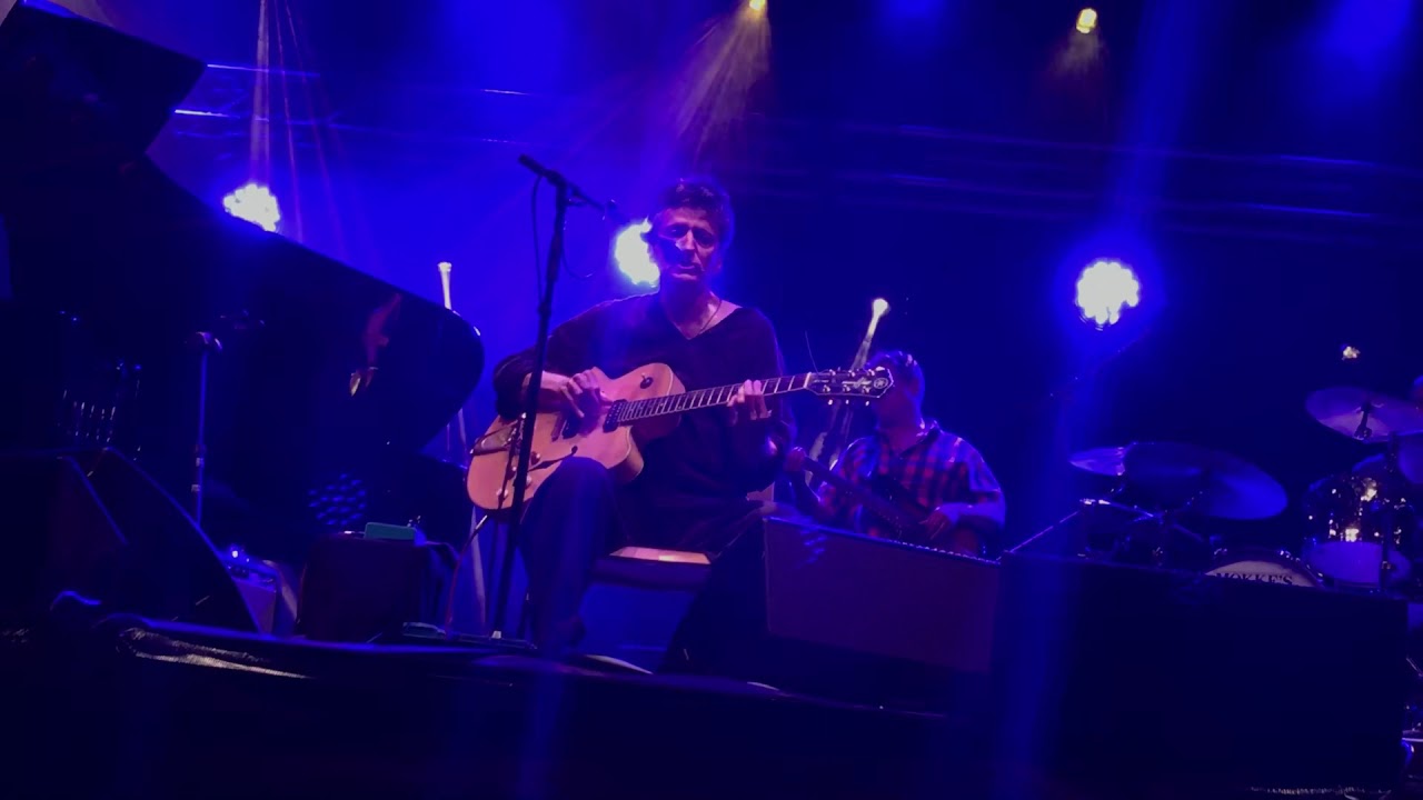 Vinicius Cantuaria@Estival Mendrisio - procissao