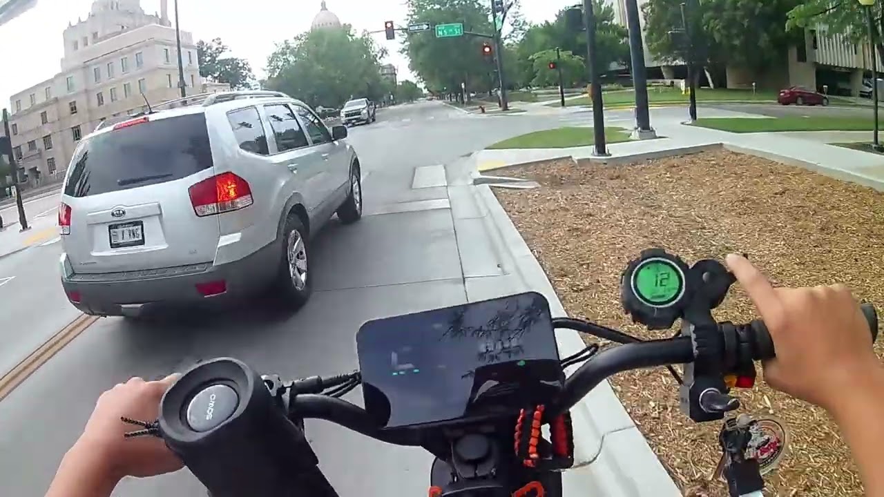 18 Mile Joy Ride on Arwibon GT08 Scooter.