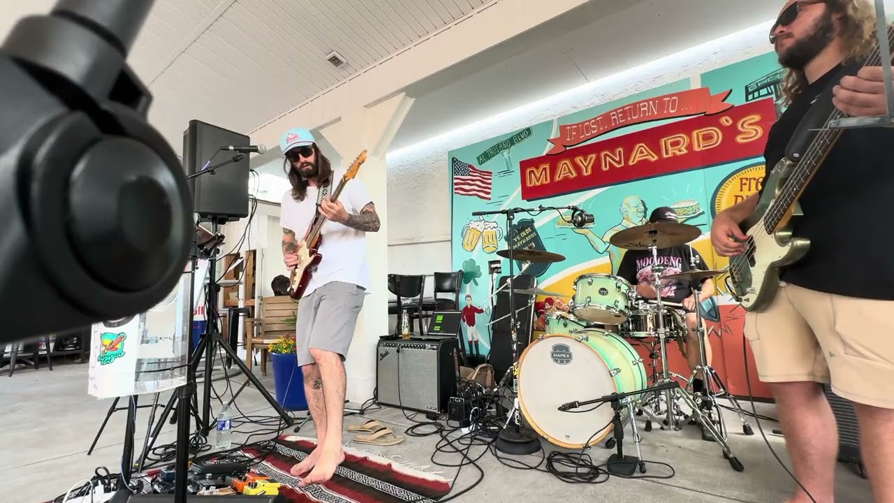 Grass Fedz live Cover of Tom Petty - Mary Jane’s Last Dance 