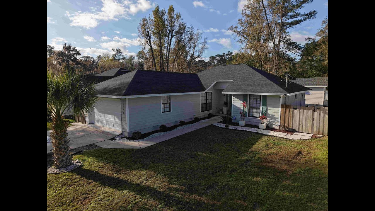 Aerial Drone Video of 11558 St Joseph Dr, Jacksonville, Fl 32226