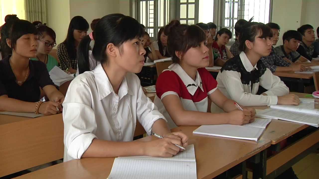 Vietnam: Pursuing Academic Dreams Despite Economic Hardships