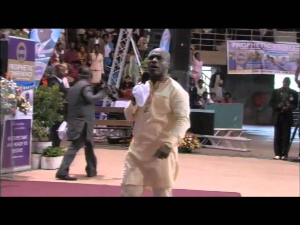 prophet victor kusi boateng prophecying....