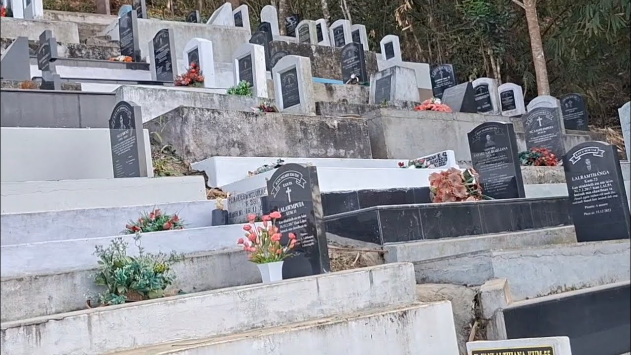 Kaka-a, Pi Lalruali leh Pu Faktea te phumna thlanmual kan kal a