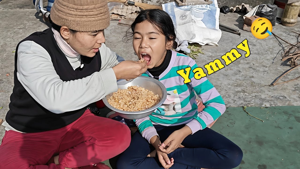 चटपटे बनाउँदै 