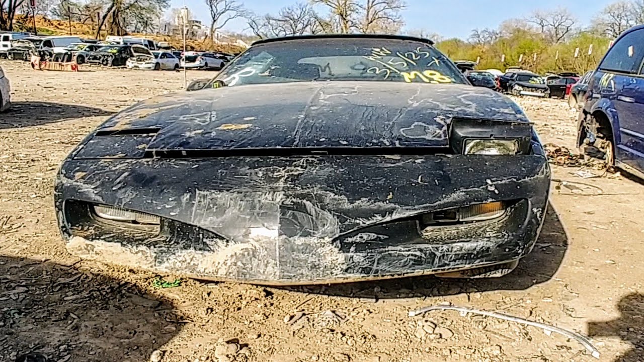 Don't let the dirt fool you. Rare sight in the yard. 1991 Pontiac Firebird Convertible Junkyard Find
