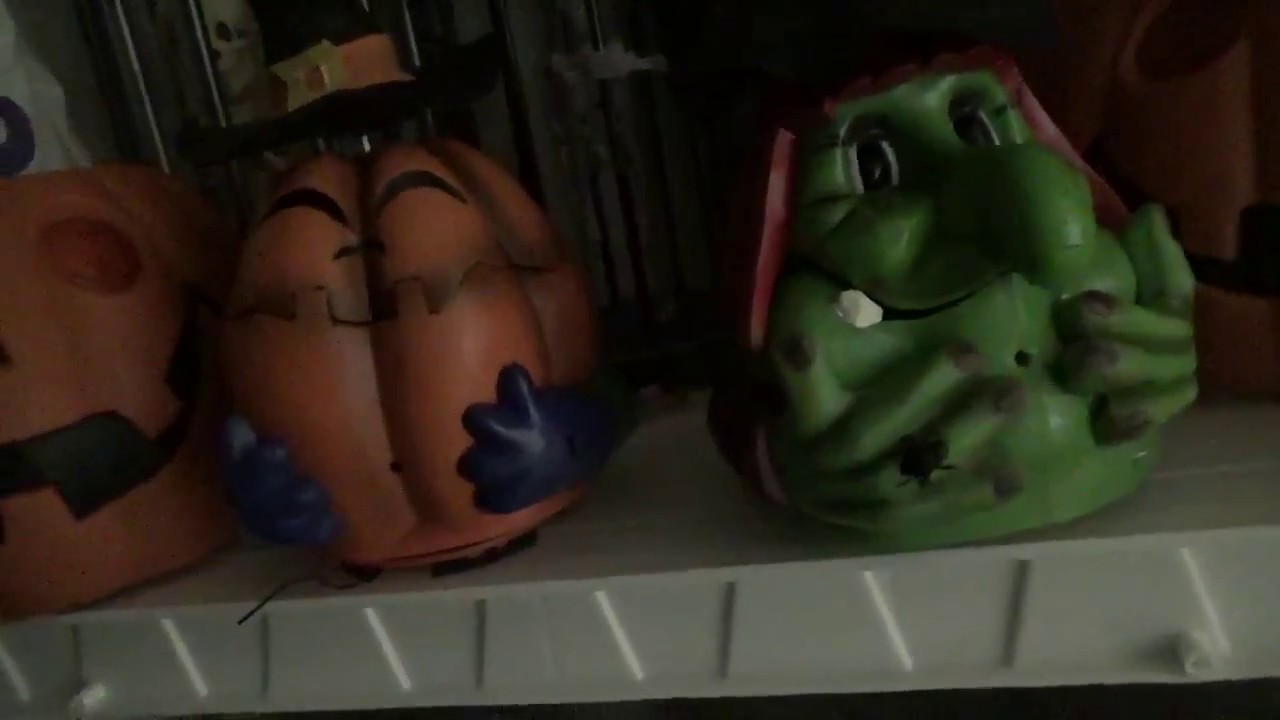 Gemmy Halloween Animated: Spinning Pumpkin and Witch