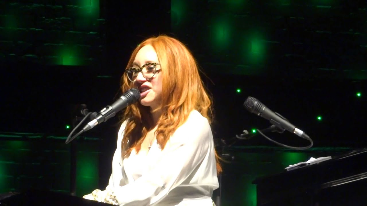 Tori Amos - Blood Roses (with Graveyard) - Warsaw 2014 FULL HD