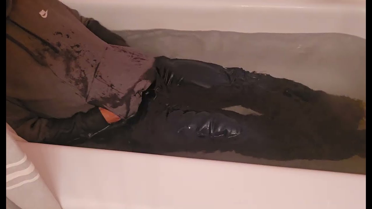 Bath in Jeans and Sweatshirt 