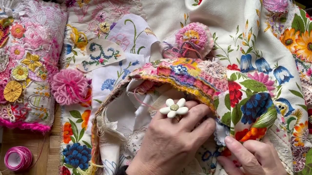 Slow Stitched Quilt |#roxysjournalofstichery | Ep 7