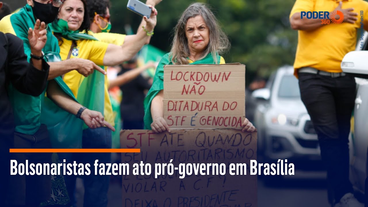 Bolsonaristas fazem ato pró-governo em Brasília