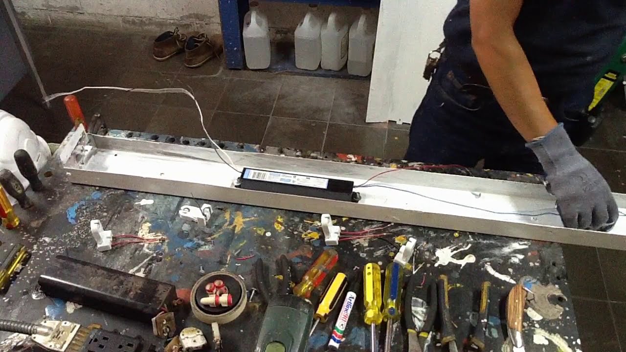 ¿DONDE VA CADA LINEA? BALASTRO ELECTRONICO ( 32 WATTS)
