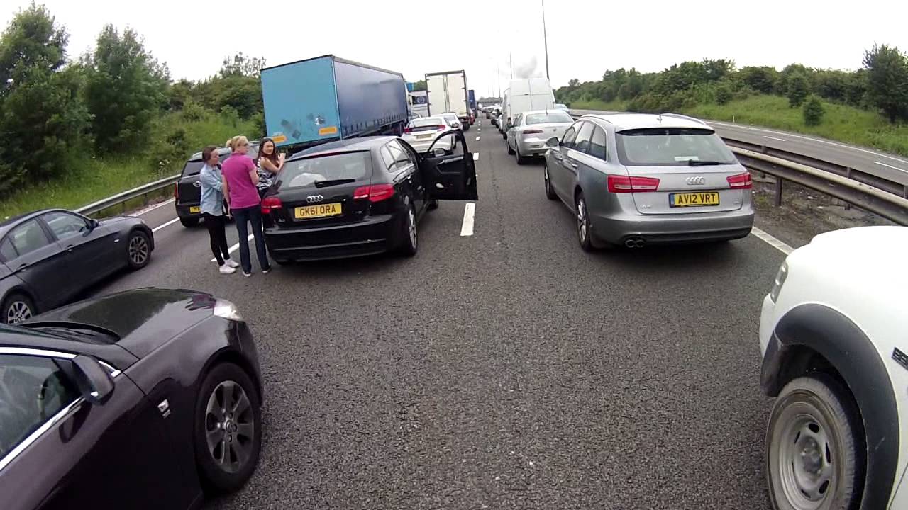 M1 fire, motorway filtering, Bella's noise