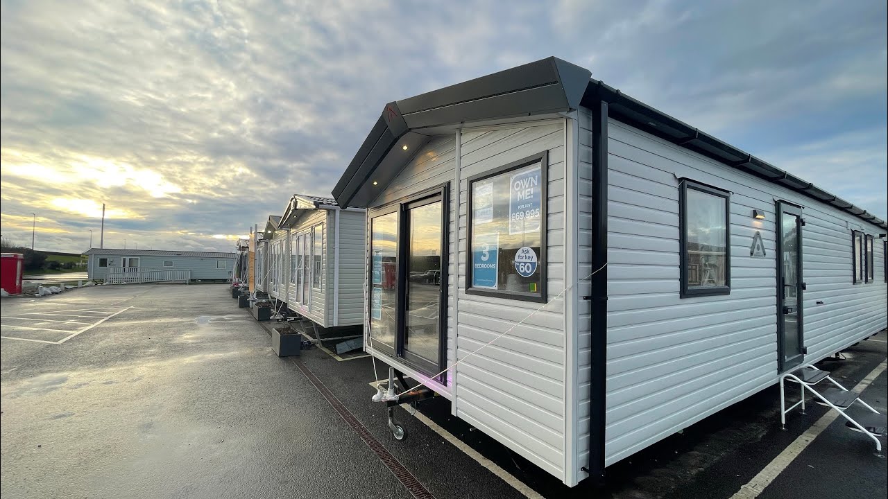 Atlas Sahara 39x12 3 Bedroom Brand New £69,995 @ New Beach Holiday Park, Nr Hythe, Kent, TN290JX