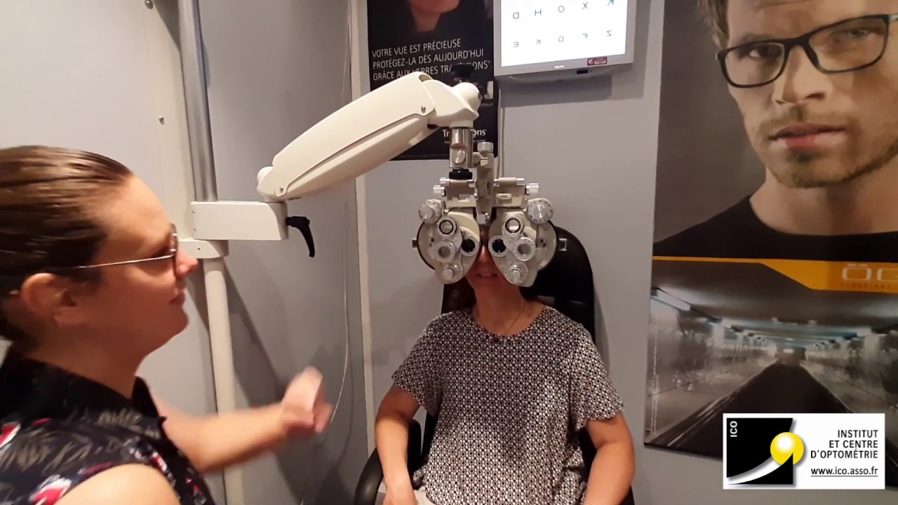 Les examens de la vue présentés par des opticiennes et enseignantes de l'ICO, école d'optique.
