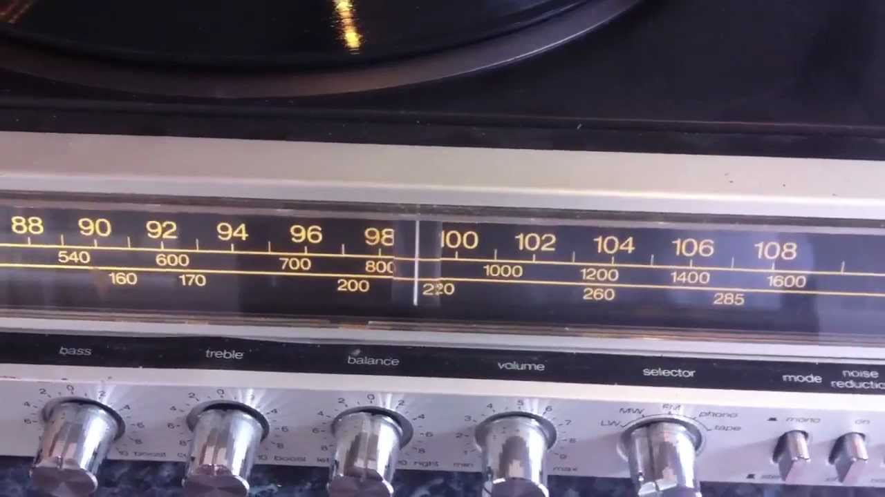 SHARP SG 160 H MUSIC CENTER TURNTABLE CASSETTE RADIO