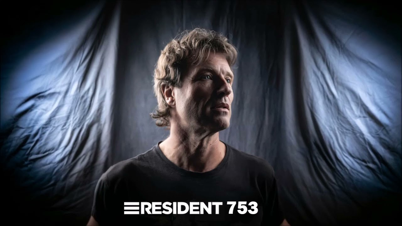 Hernan Cattaneo Resident 753 October 11 2025
