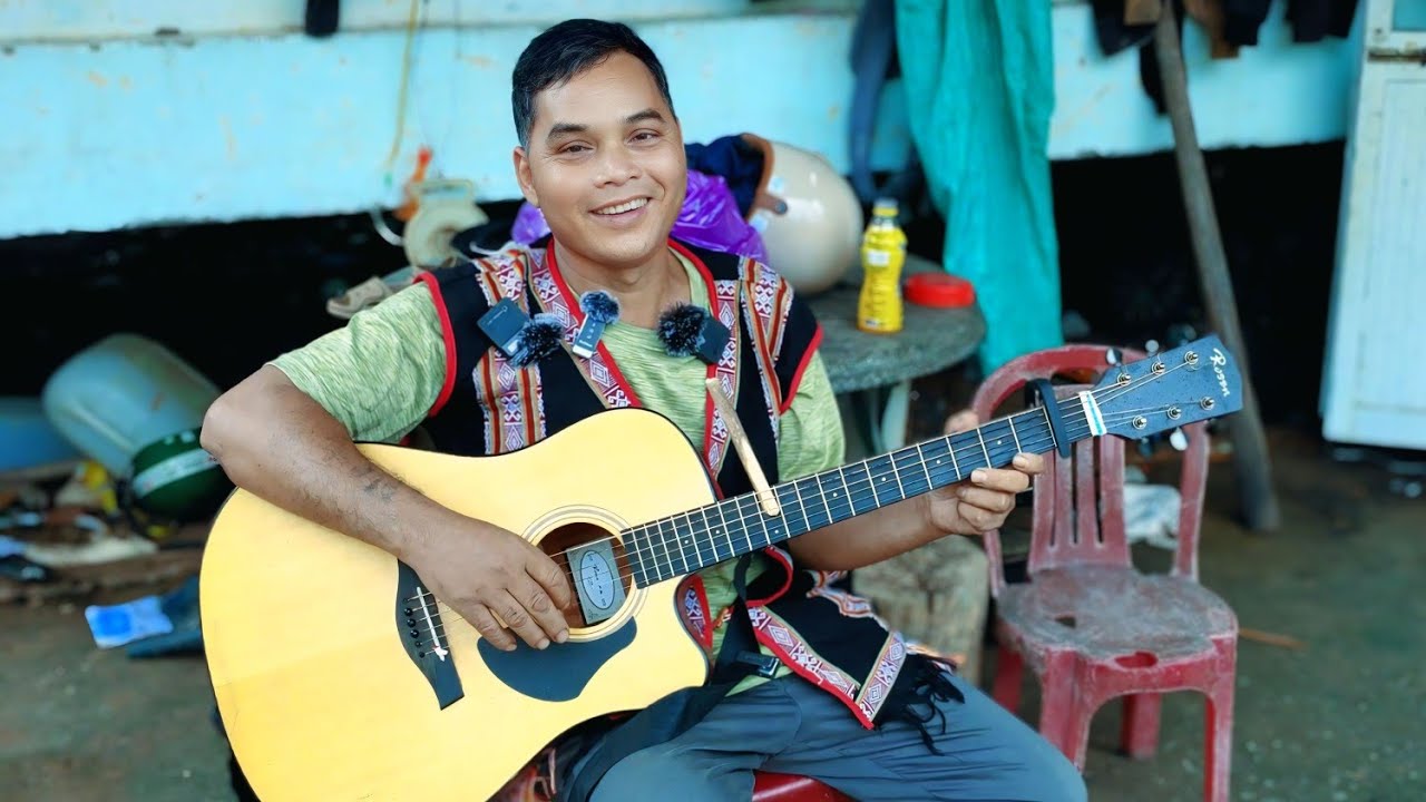 adoh tơlơi jrai YONG VẺO hmư̆ hing ih yal mơ̆ng đưm đă laih ră anai ƀơp bŏ mơta yong | siu lan