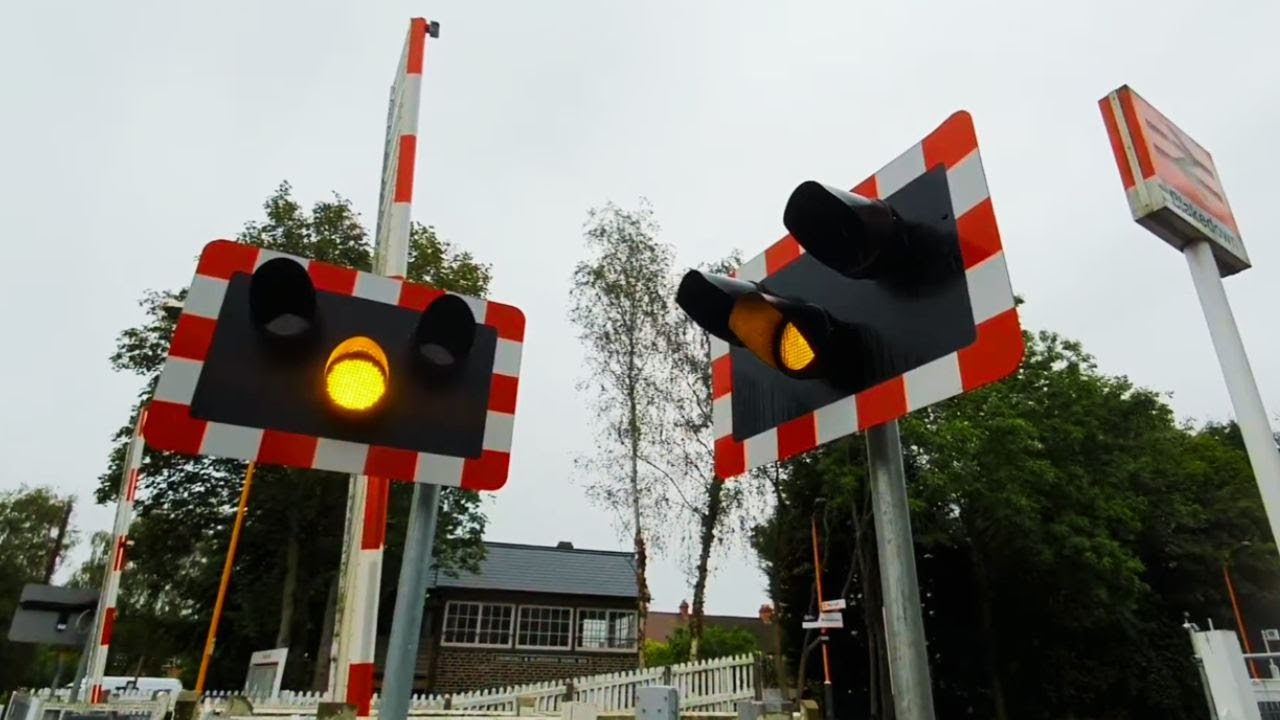 Blakedown Level Crossing, Worcestershire