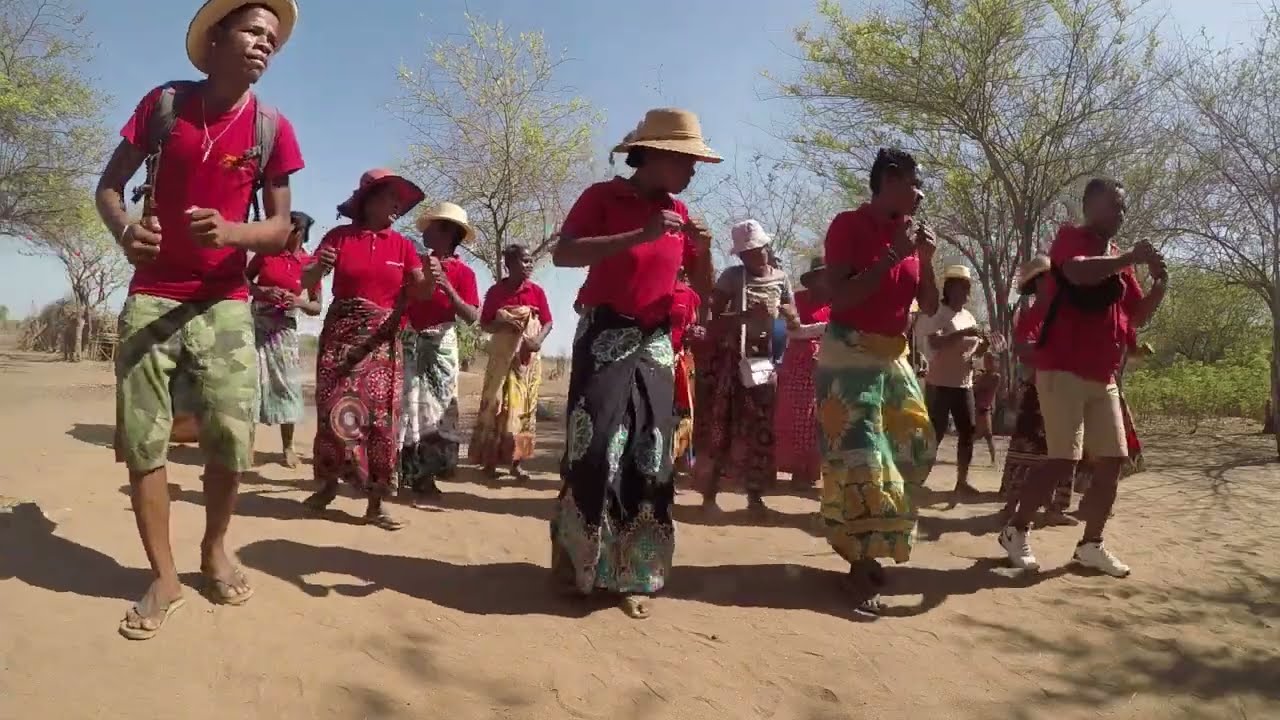 Cinq jours d'activisme avec les comités de femmes, Menabe Madagascar (projet REAP PBF, OIM-PNUD)