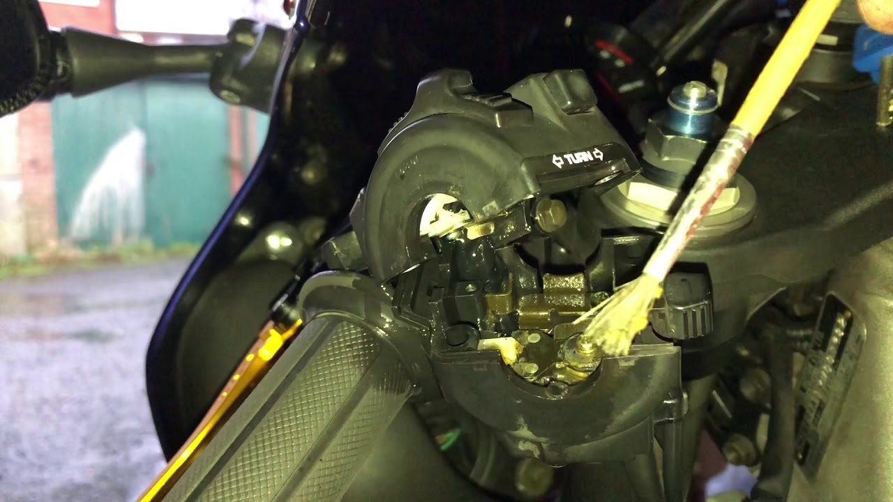 Honda CBR 929 RR Fireblade Turn Signal Switch Repair