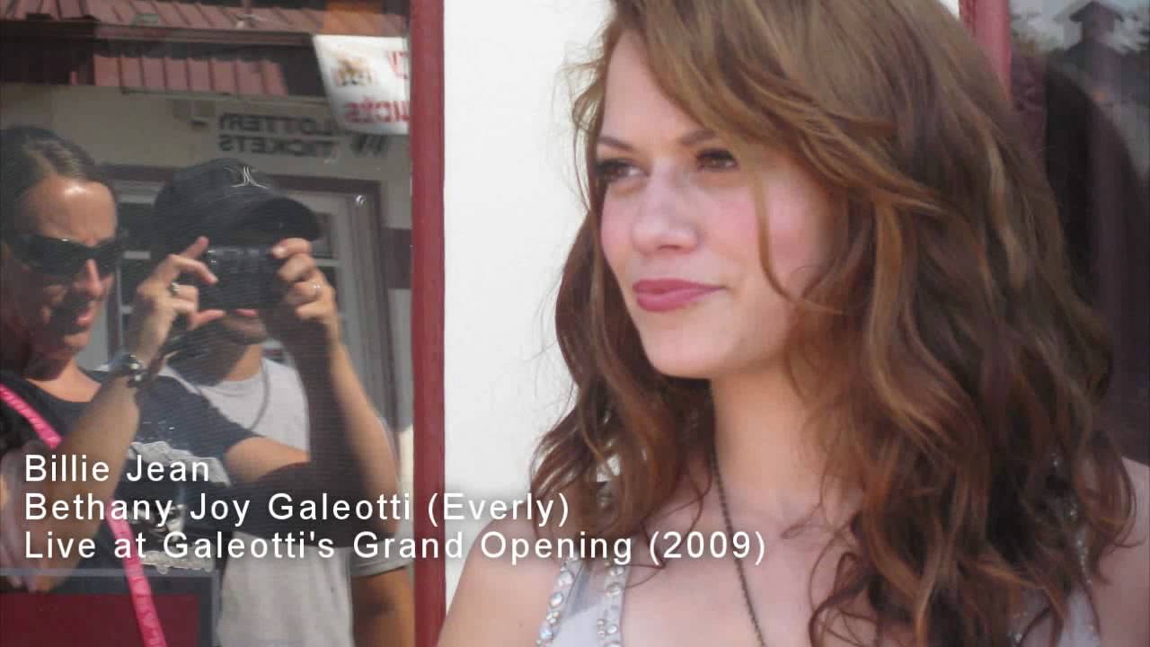 Bethany Joy Lenz | Michael Jackson's Billie Jean (Live)