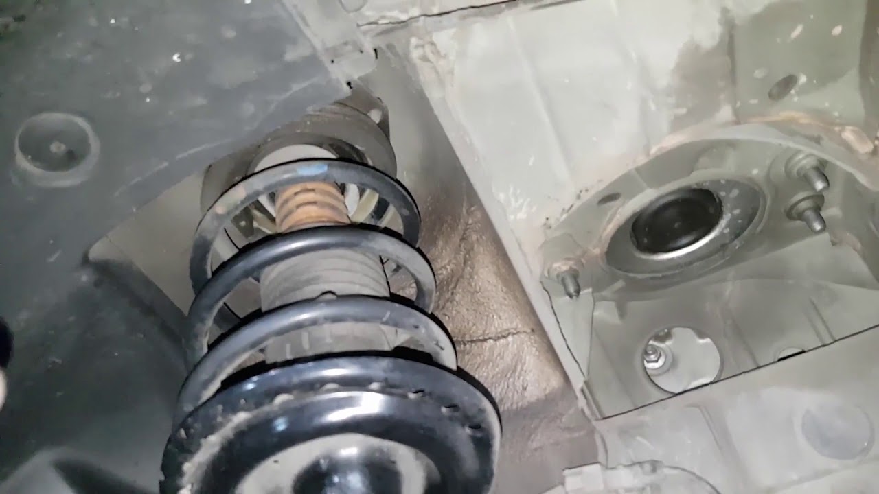 Barulho na suspensão dianteira Renault Megane II - Pontos e peças que se deterioram - Dicas 2