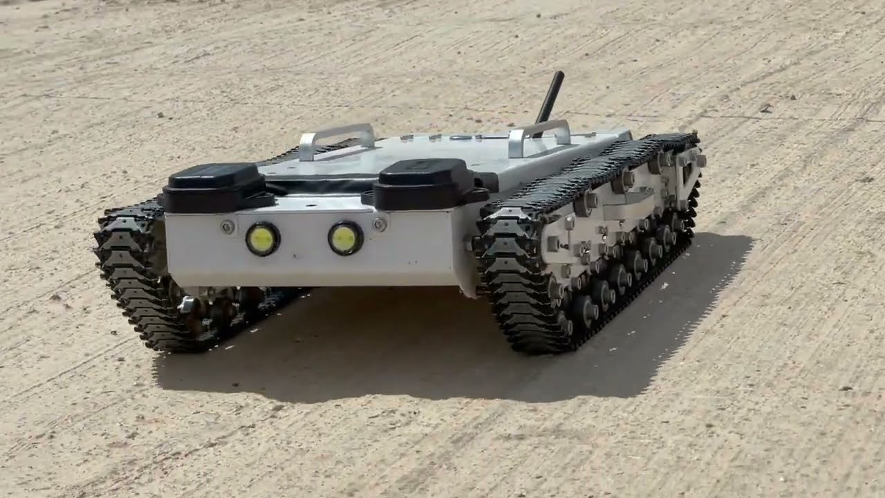 GNSS powered robot crawler