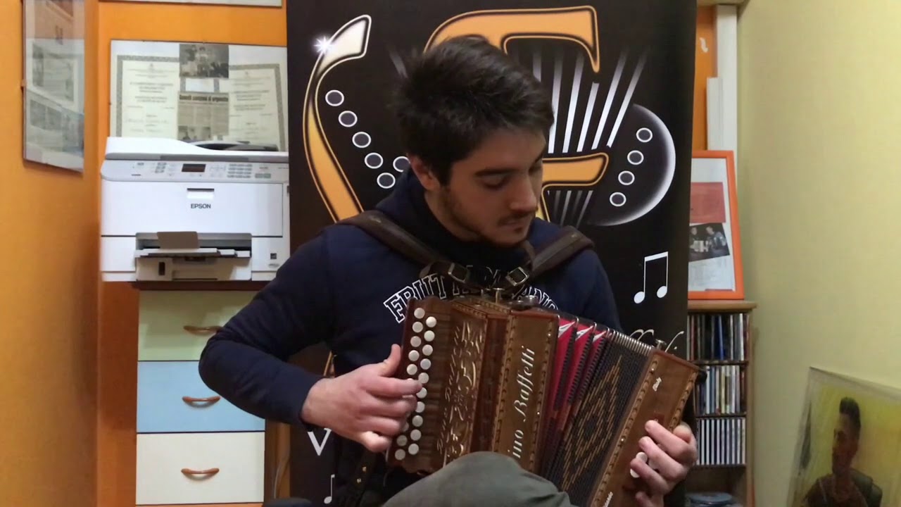 colasanti giorgio  esegue 