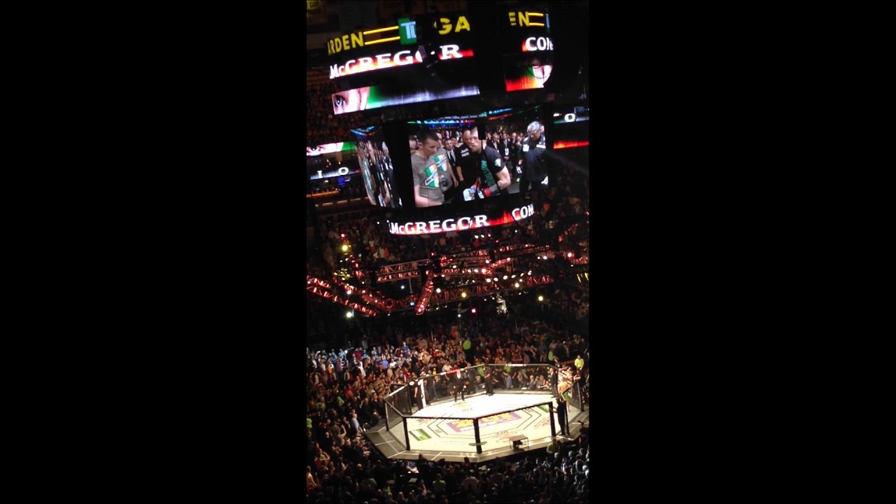 Conor McGregor UFC Boston walkout vs Dennis Siver