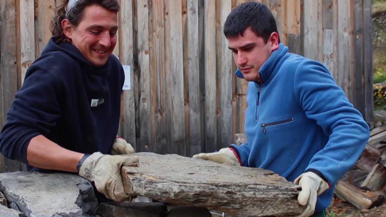 Art of dry stone walling, knowledge and techniques