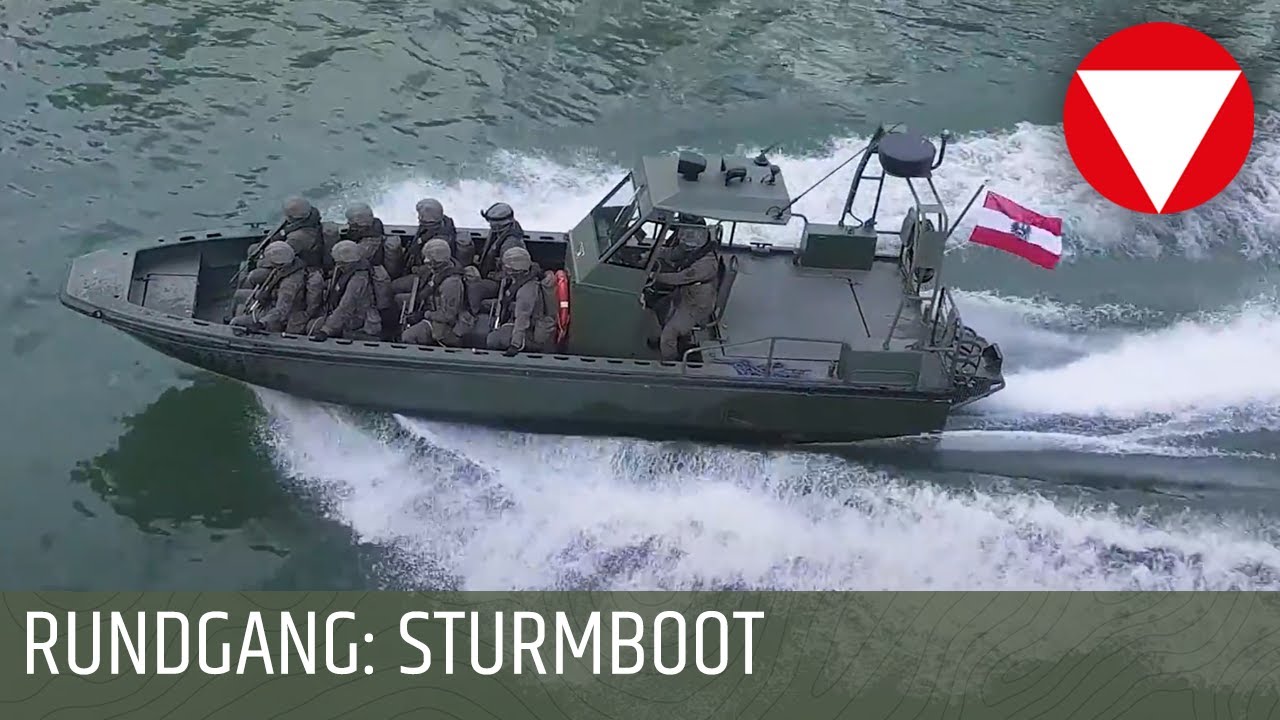Rundgang um das Sturm- und Flachwasserboot