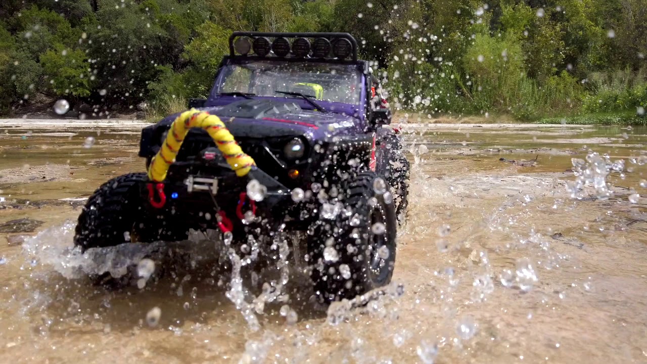 Traction Hobby Founder II - Crawling Mania