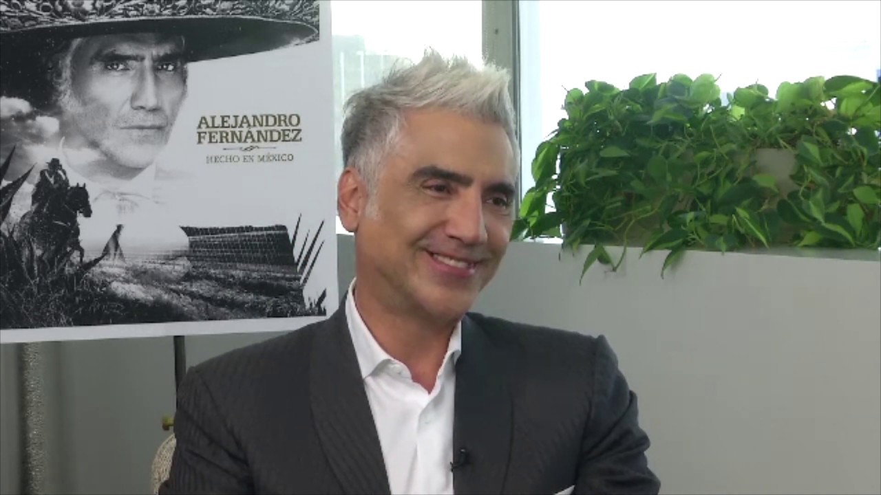 Alejandro Fernández presenta su álbum ‘Hecho en México’ en Mesa BLU- Blu Radio