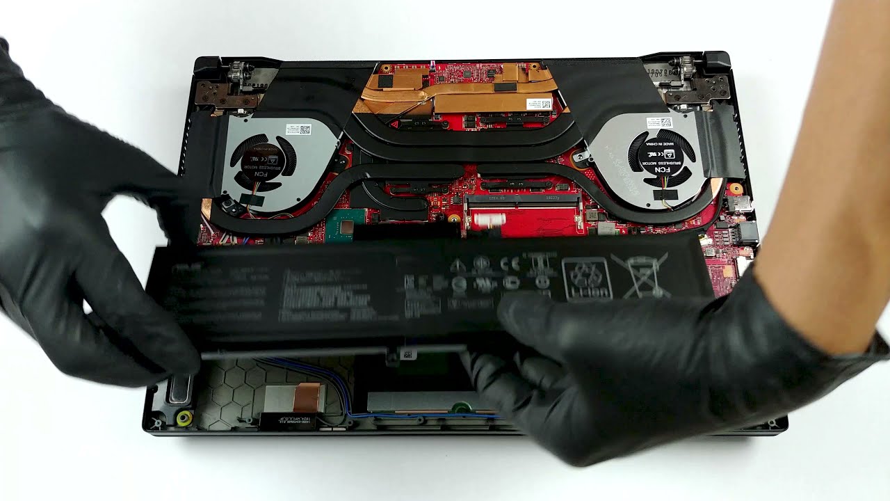 ASUS ROG Zephyrus S GX502 - disassembly and upgrade options