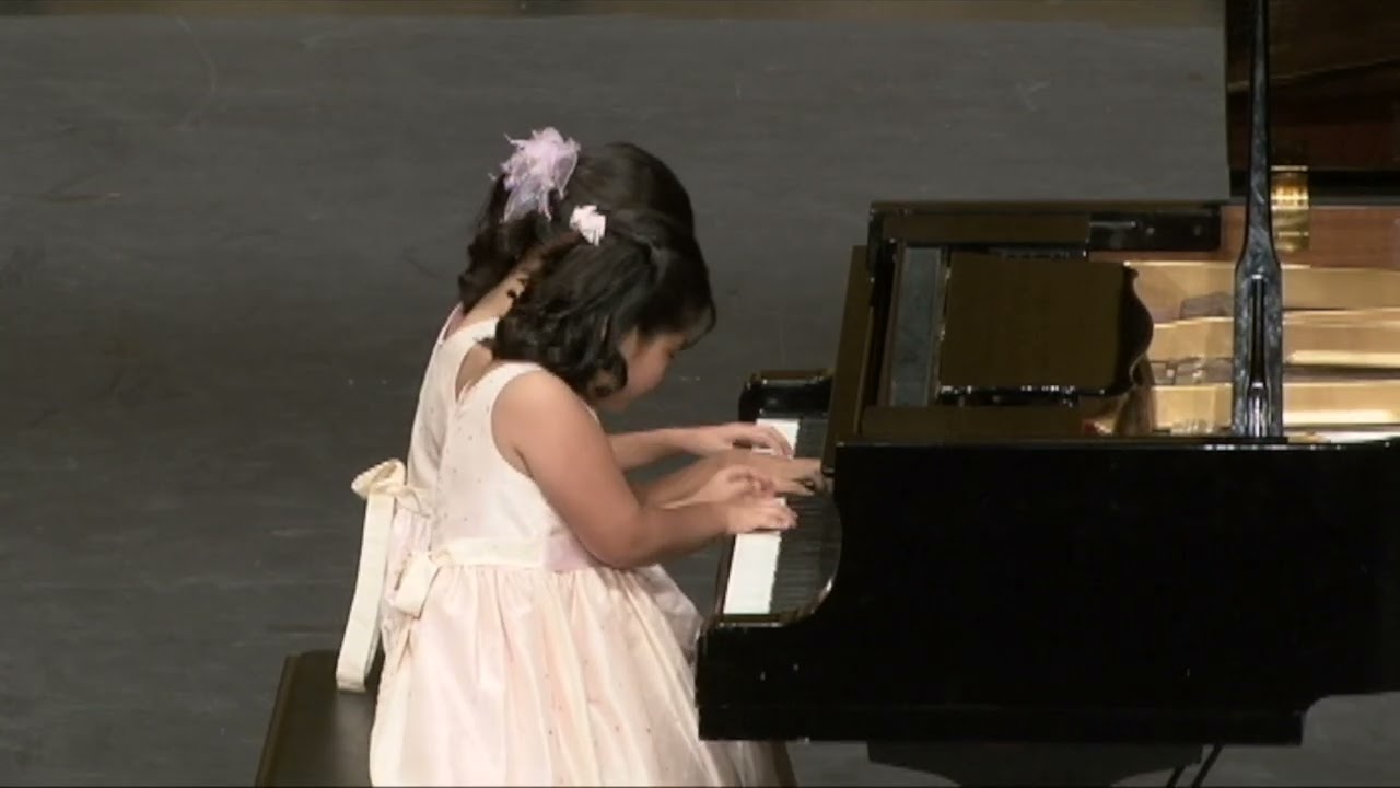 v2009 1114  Lindsey Cho & Elina Kim  Mozart Sonata K381  HD H264