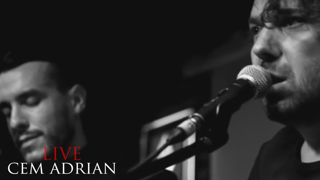 Cem Adrian & Halil Sezai - Olsun (Live)