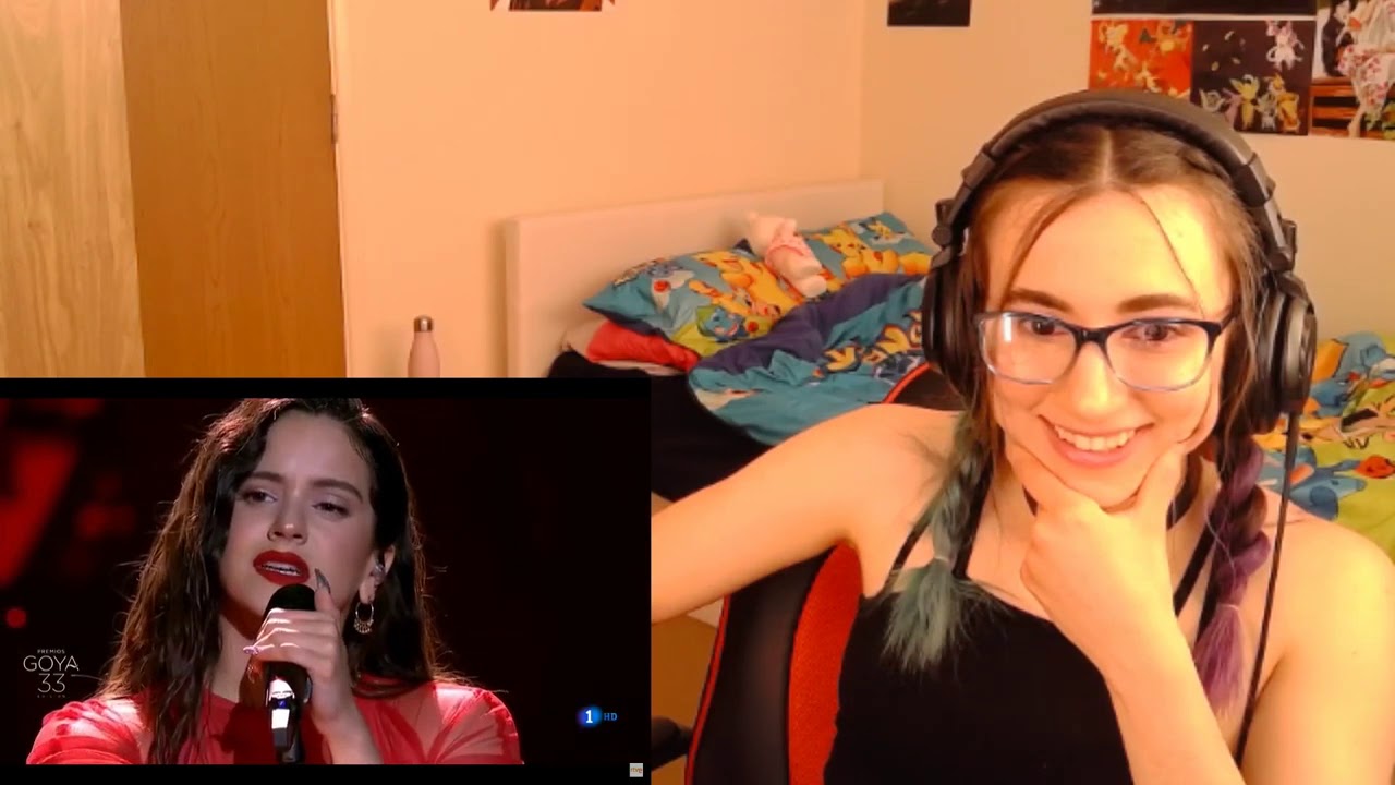 REACCIÓN a ROSALIA - ME QUEDO CONTIGO  by Millie Mossiae ES Original URL Video in Description
