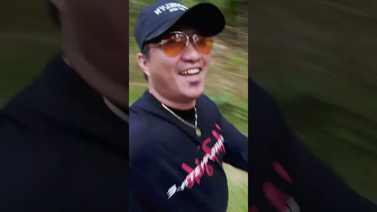 Agaw Bossing at SantaBucks with family