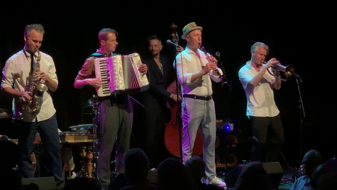 Mames Babegenush - Hora Mare (Live at AMP by Strathmore)