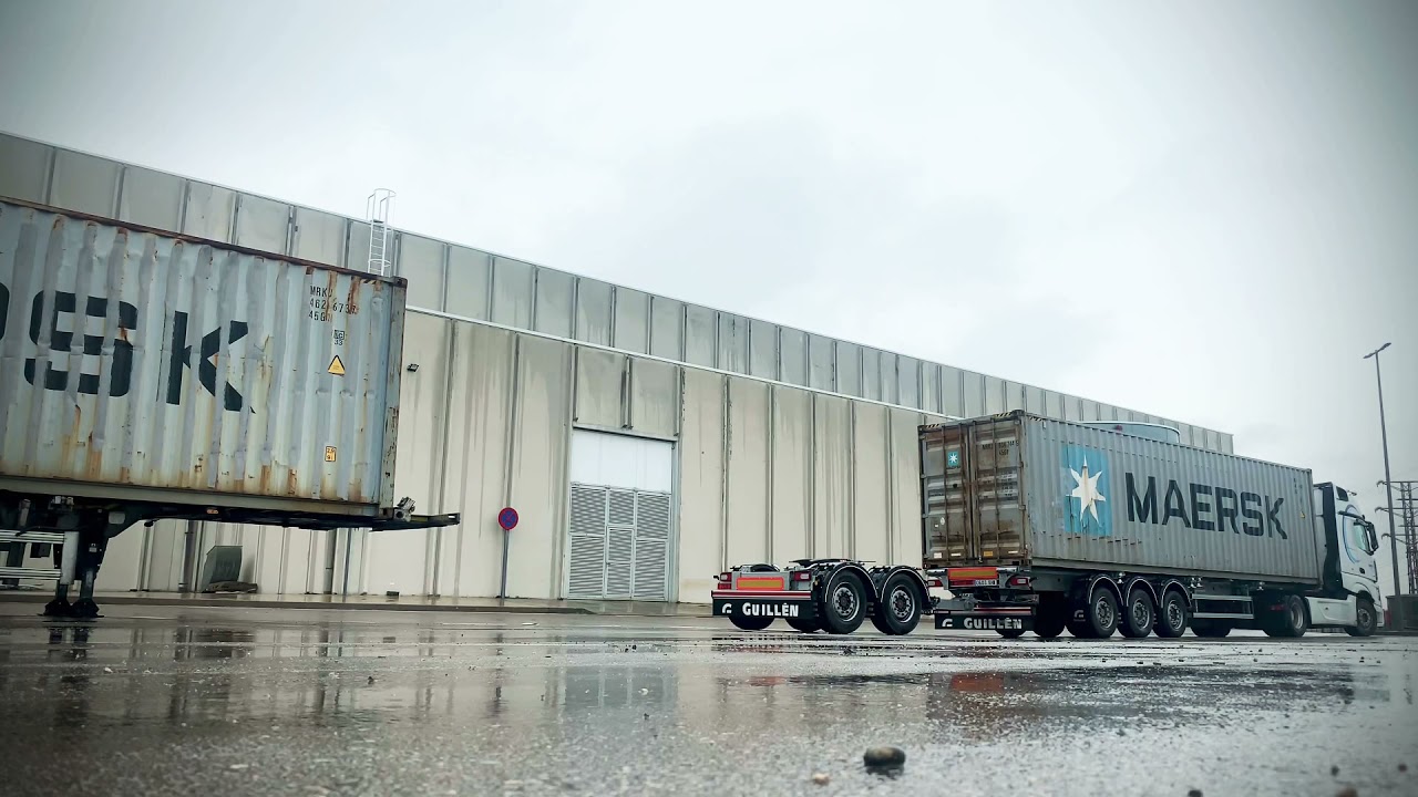 Enganchando un dúo trailer