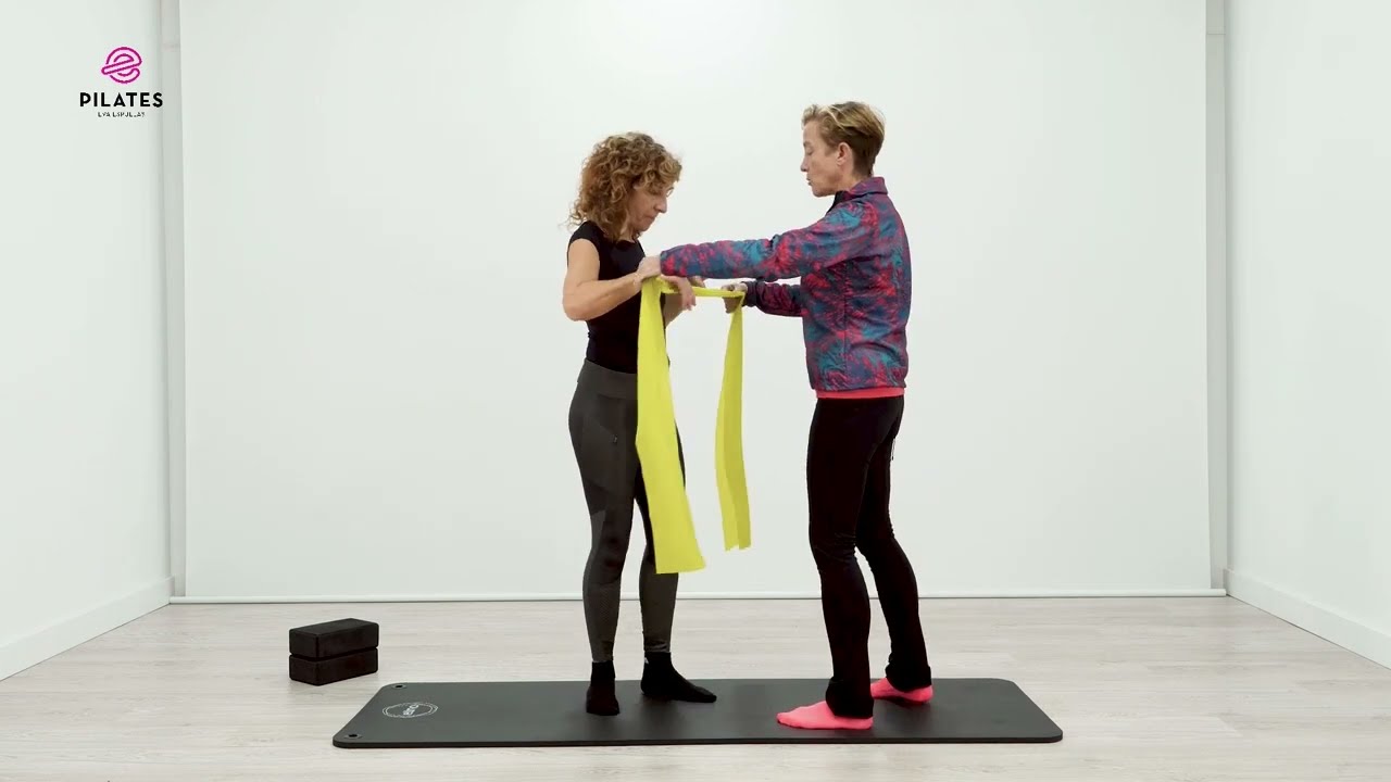 PILATES tren superior con gomas elásticas