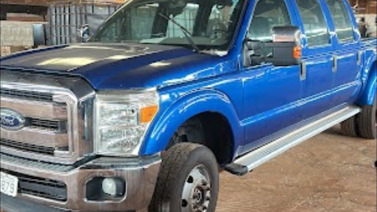 F4000 4x4 6 portas frente modelo americano 