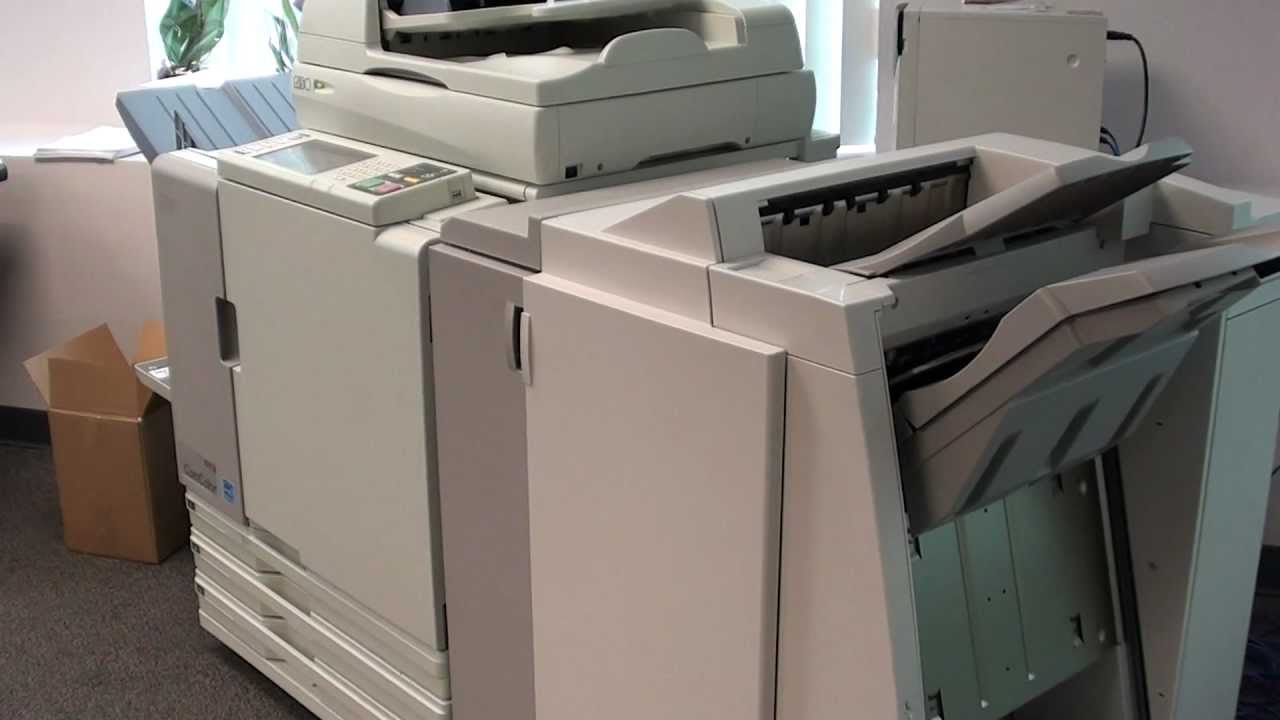 RISO 9050 with High Capacity Feeder and AutoFinisher