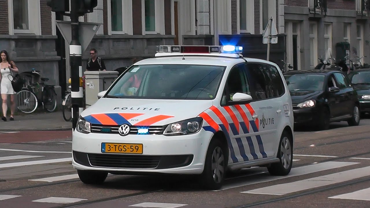 [Compilatie] 36X Politie met spoed naar verschillende meldingen in Amsterdam