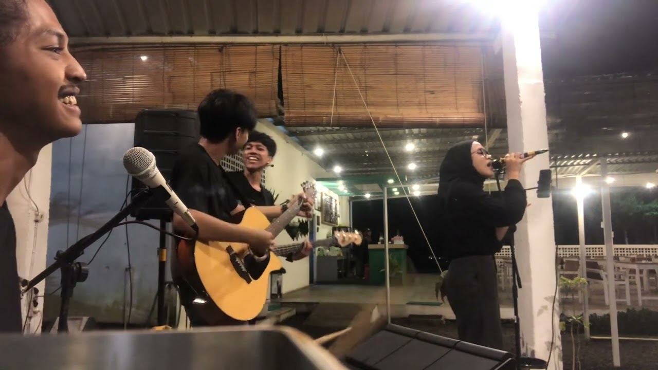 Takkan berpaling darimu “COVER @swaradawai “