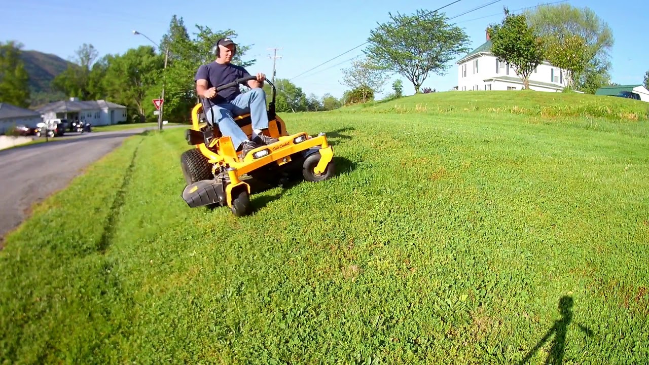 Side hill mowing with the Cub Cadet Ultima ZT1 50