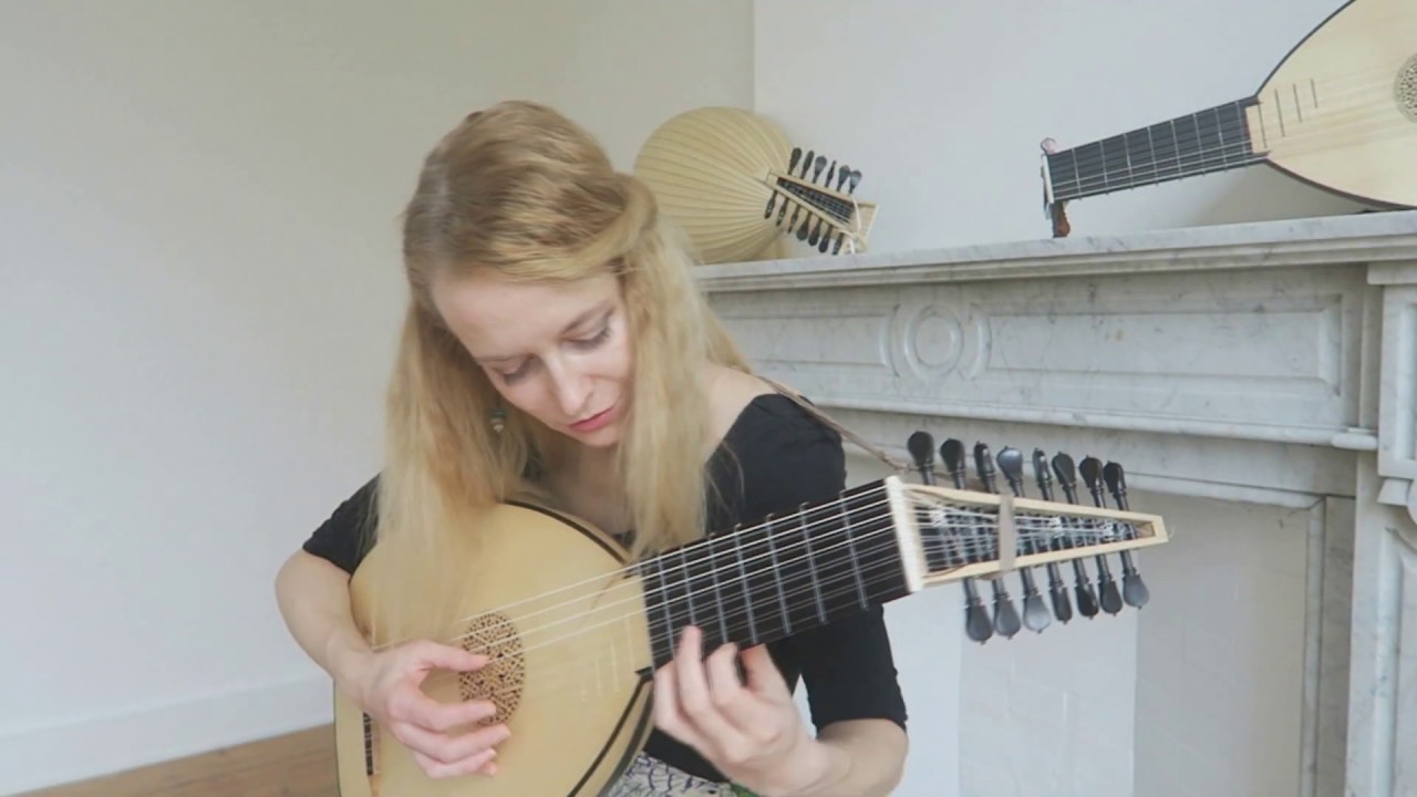Ieva Baltmiskyte plays Lachrimae (Flow My Tears) by John Downland on 8 course lute by Muzikkon